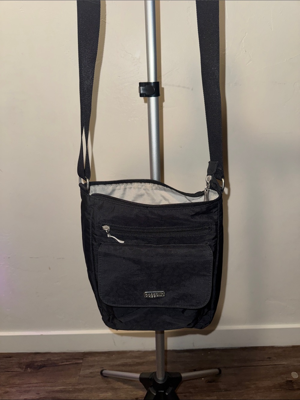 Baggallini Black Crossbody Messenger Bag